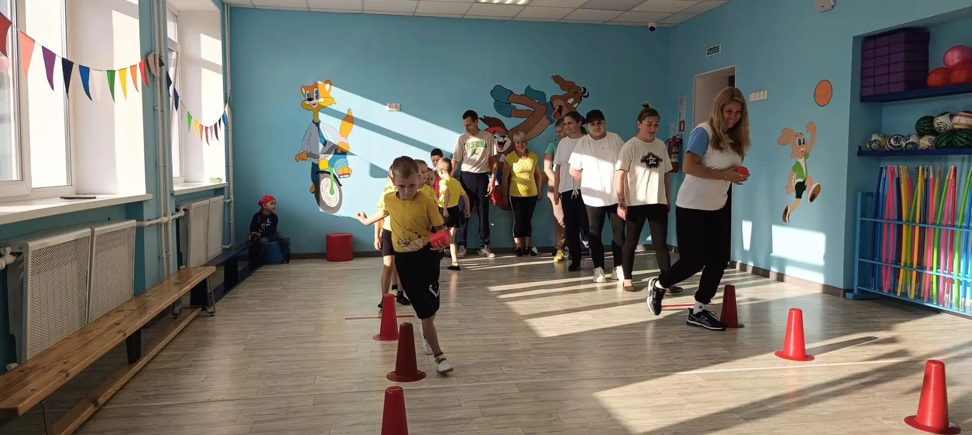 Спортивный задор, улыбки и семейный дух: как прошла наша «Осенняя эстафета»!