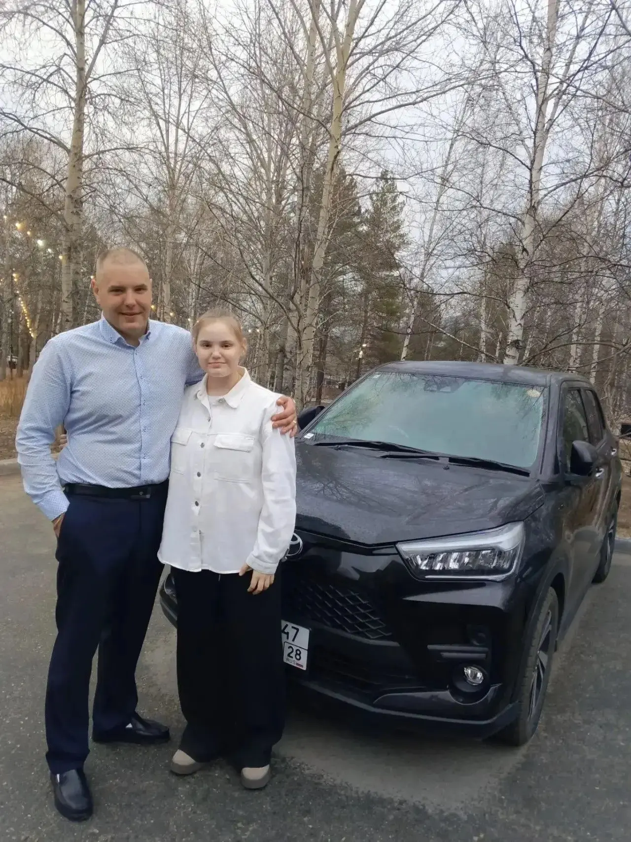 Дорогой папа! Поздравляю тебя с Днём отца. С каждым днем, проведенным вдали, я всё силь...