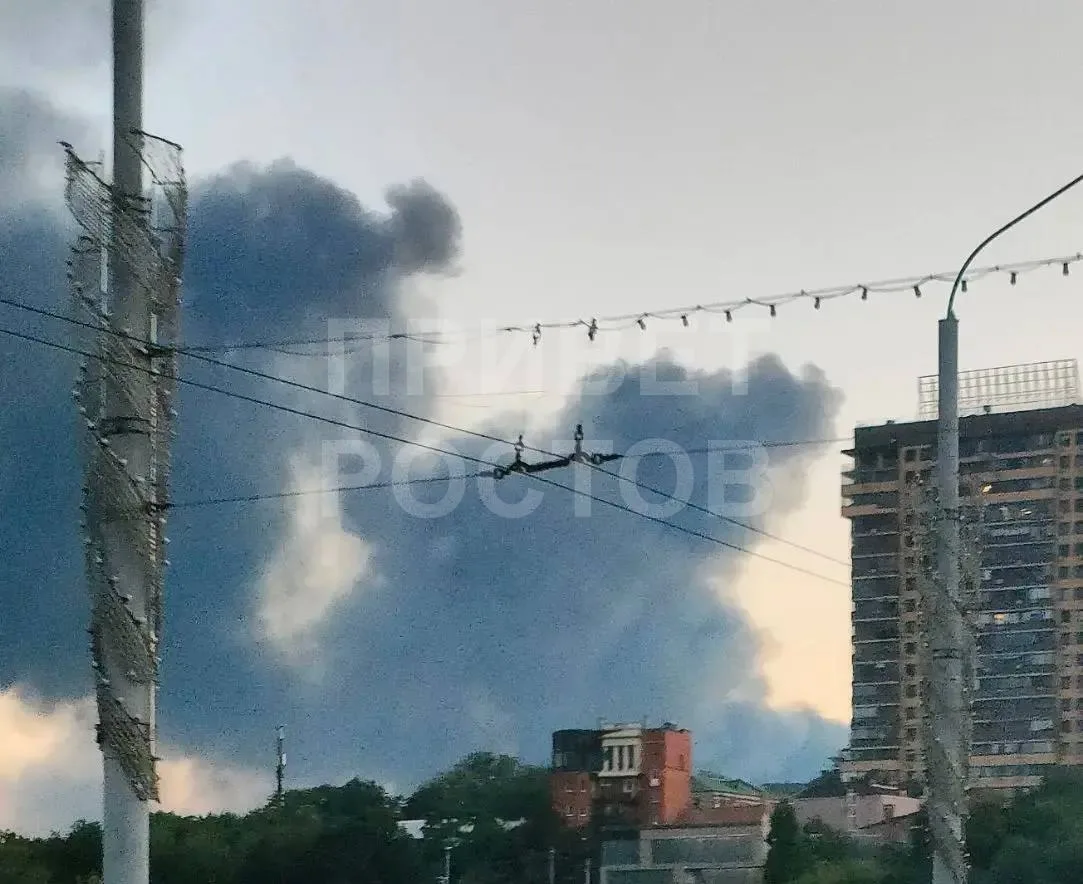 Весь день ростовчане жалуются на дымовую завесу