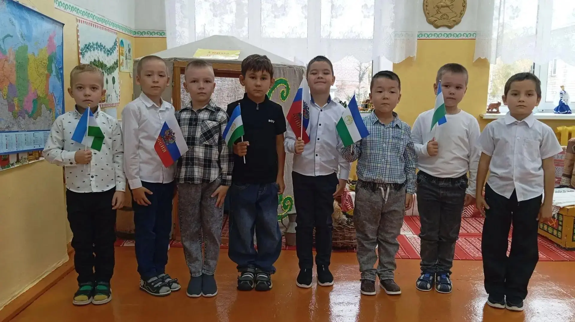 День  Республики  Башкортостан- особенный праздник.  В этот день звучит много  тёплых  ...