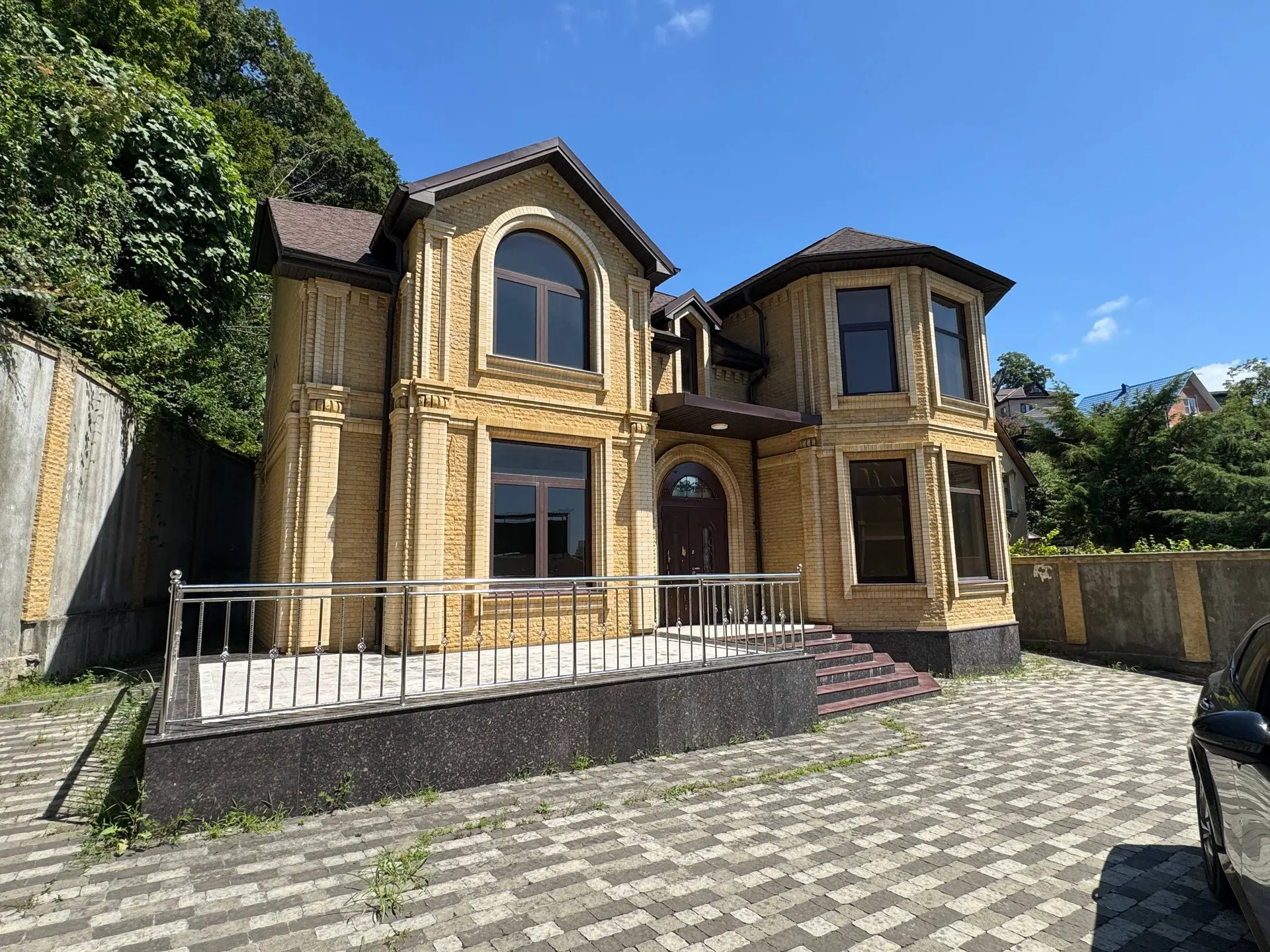 Фото