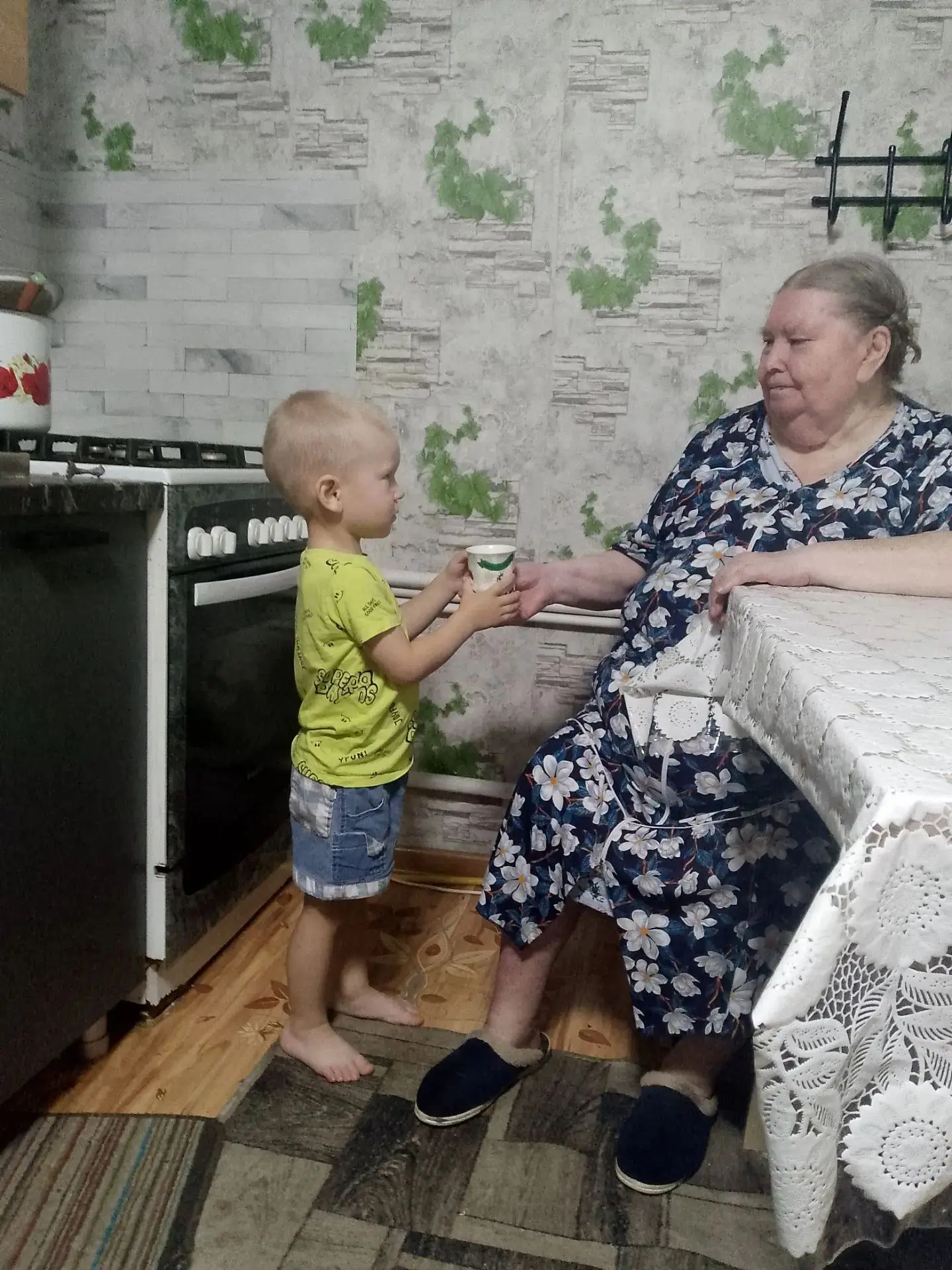 Движение — жизнь! А совместная работа — это ещё и радость. 1 октября, в День пожилого ч...