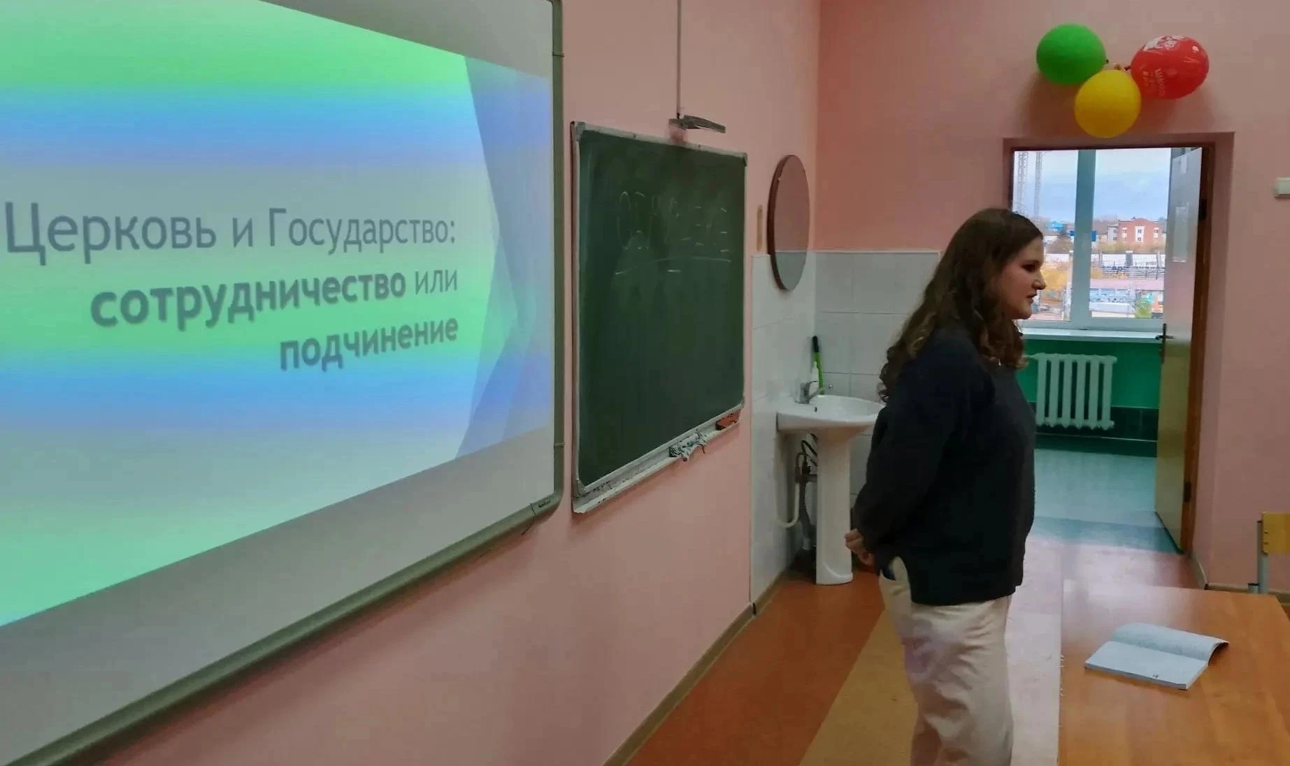 ДЕБАТЫ В РАМКАХ XIX МАКАРИЕВСКИХ ОБРАЗОВАТЕЛЬНЫХ ЧТЕНИЙ.