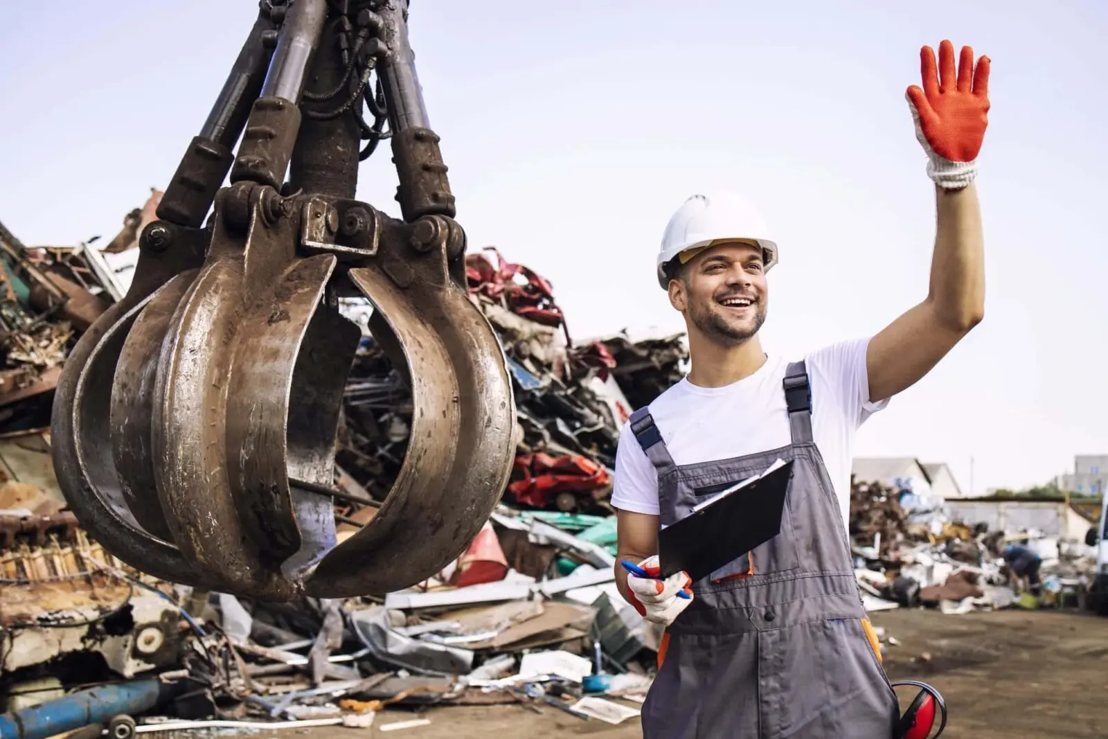 Приглашаем на работу грузчиков на металлолом 👷‍♂