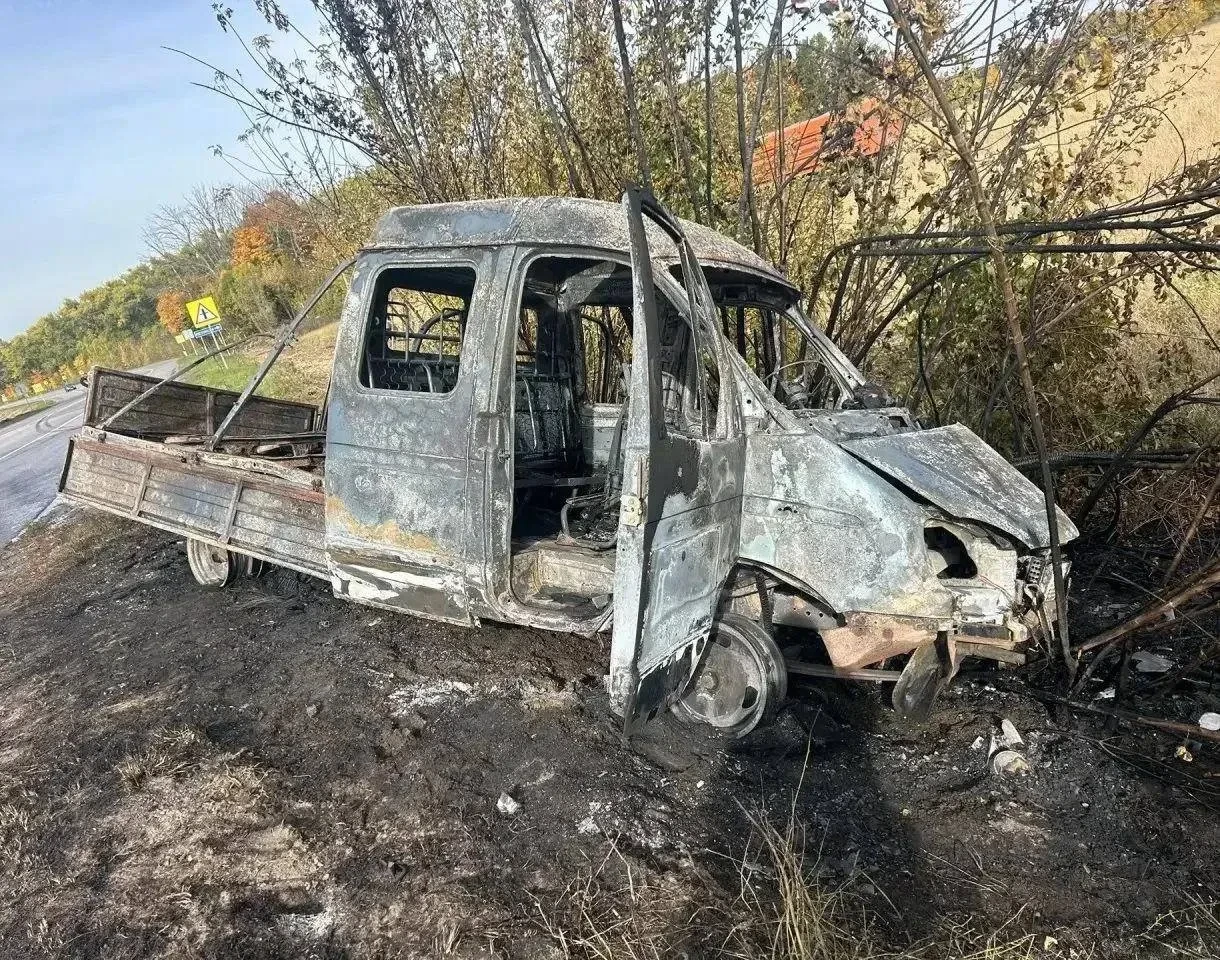 🚧 «ГАЗель» врезалась в КамАЗ: двое пострадали