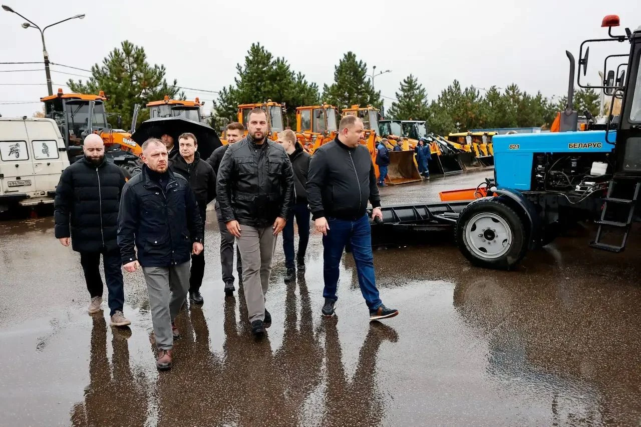 В Чехове представили технику для зимнего содержания дорог и общественных пространств