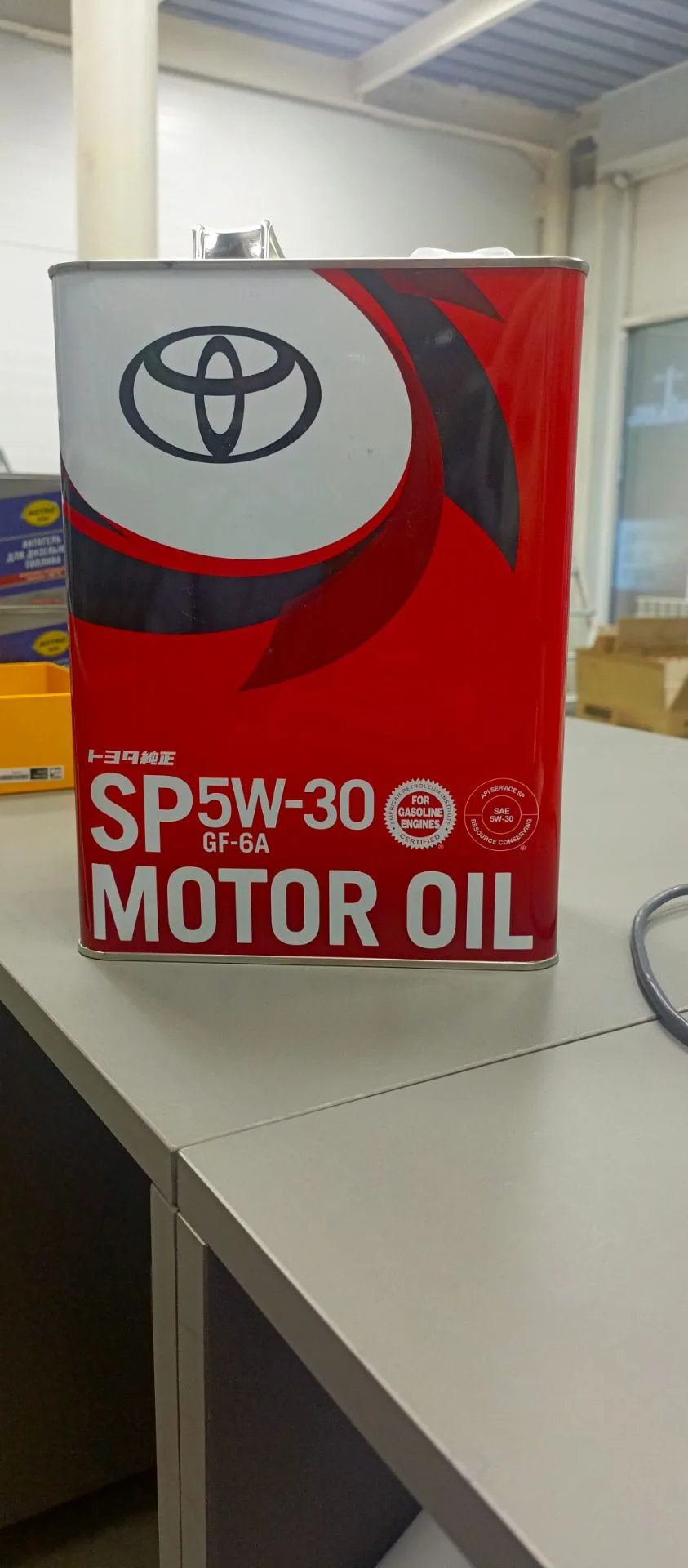 Моторное масло Toyota 5w-30 оригинал!!! 4 литра цена 5107. Проверка через ЧЗ
