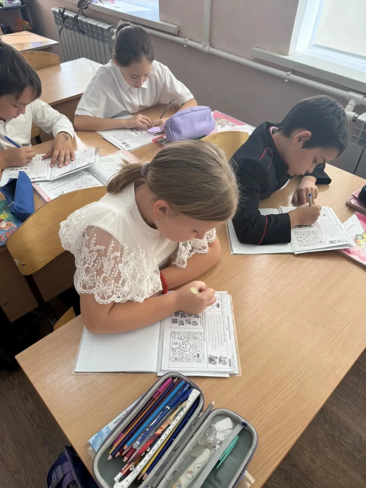 12 октября состоялось очередное занятие «Разговоры о важном». На этот раз обе возрастны...