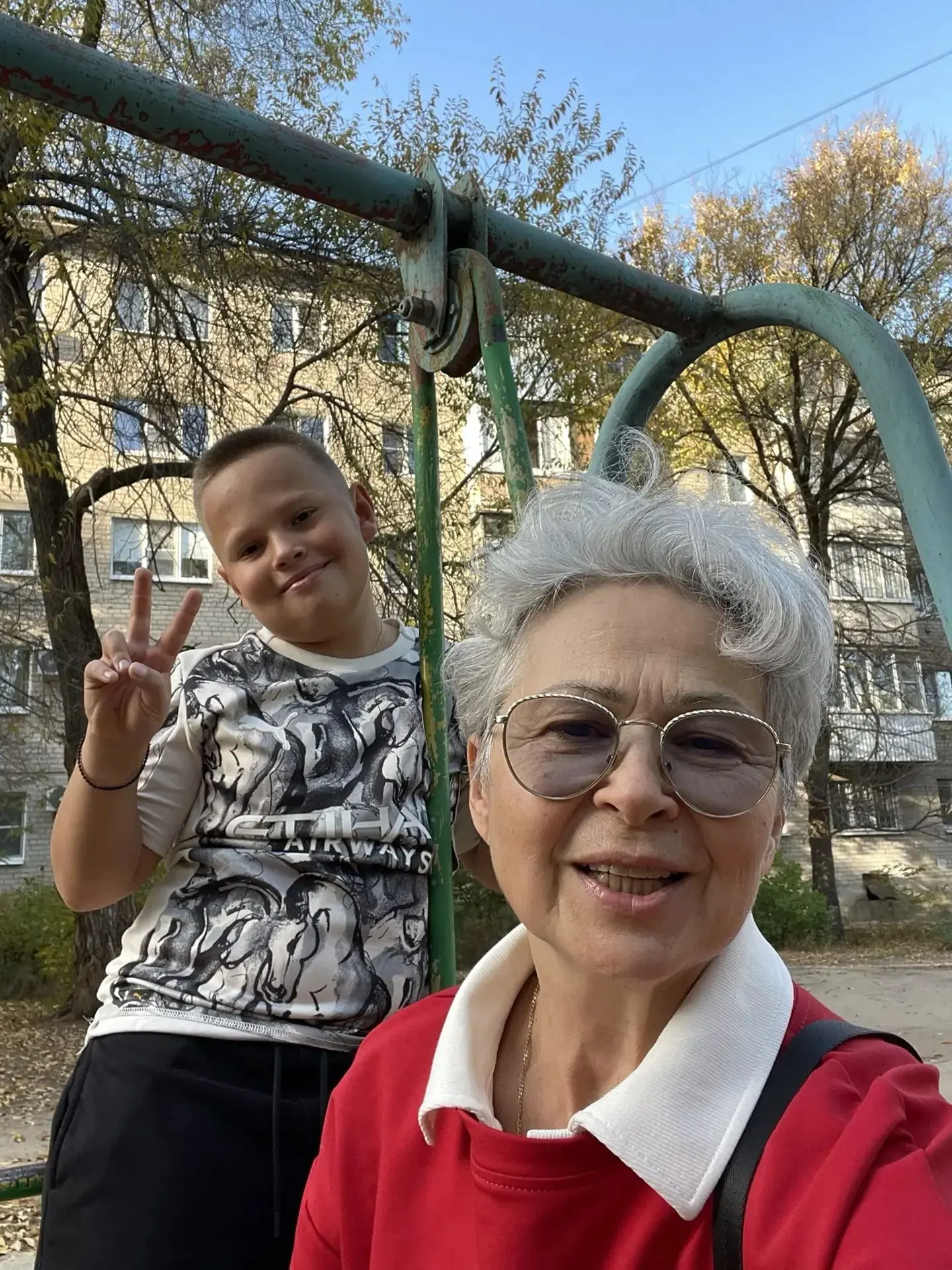 В жизни каждого есть человек, на которого хочется быть похожим, с которым можно поделит...