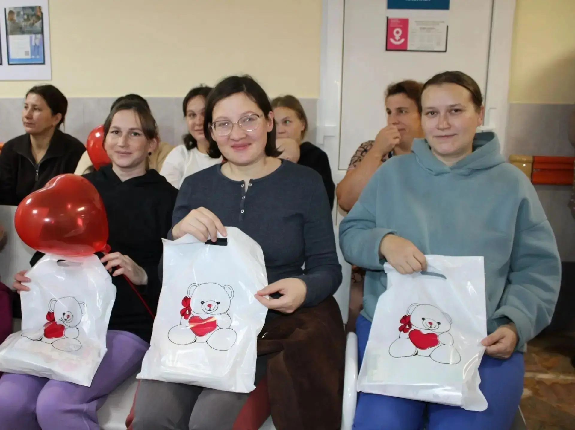 Ко Дню беременных 7 октября в Канаше устроили праздник для будущих мам, собрав женщин с...