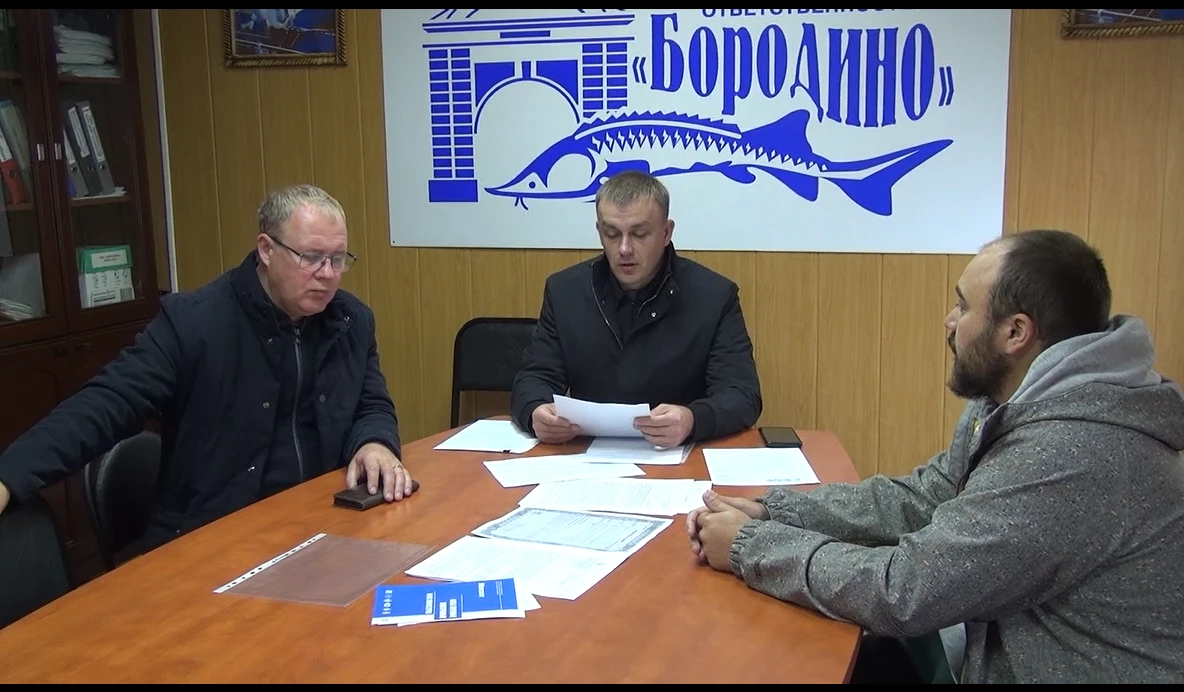 В Омской области река Иртыш пополнилась молодью сибирского осетра.