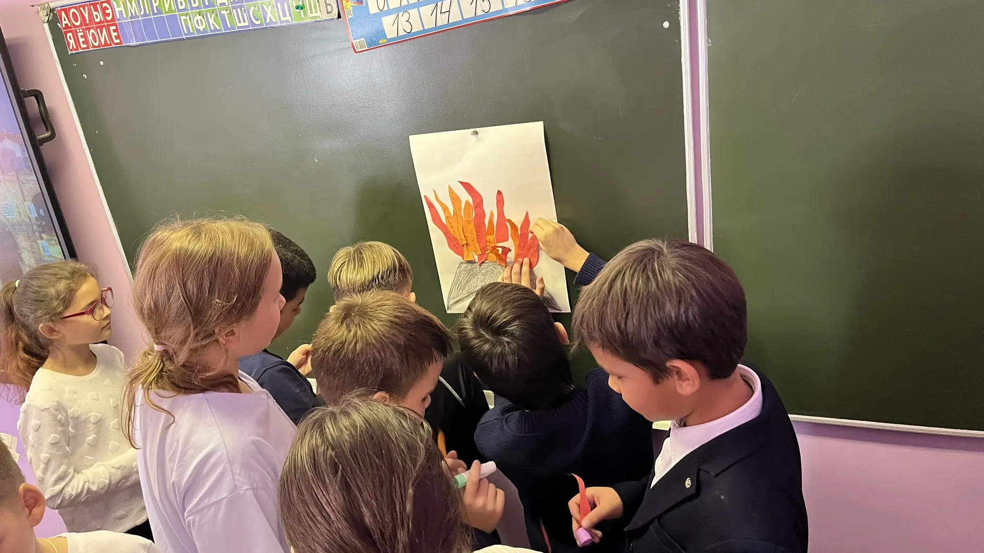Память, которая не гаснет: 🔥 в МАОУ школе №118 отметили  🇷🇺 День освобождения Кавказ...