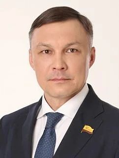 Выпускник школы Николаев Н.С. — Почетный гражданин города Чебоксары!