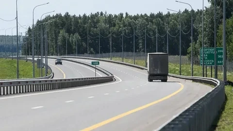 Скоростной автомобильный коридор между Петербургом и Тюменью протяжённостью 2670 киломе...
