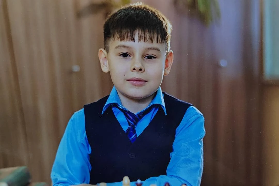 «Закричал: «Позовите маму!», в глазу потемнело»: школьник ослеп после промывания носа