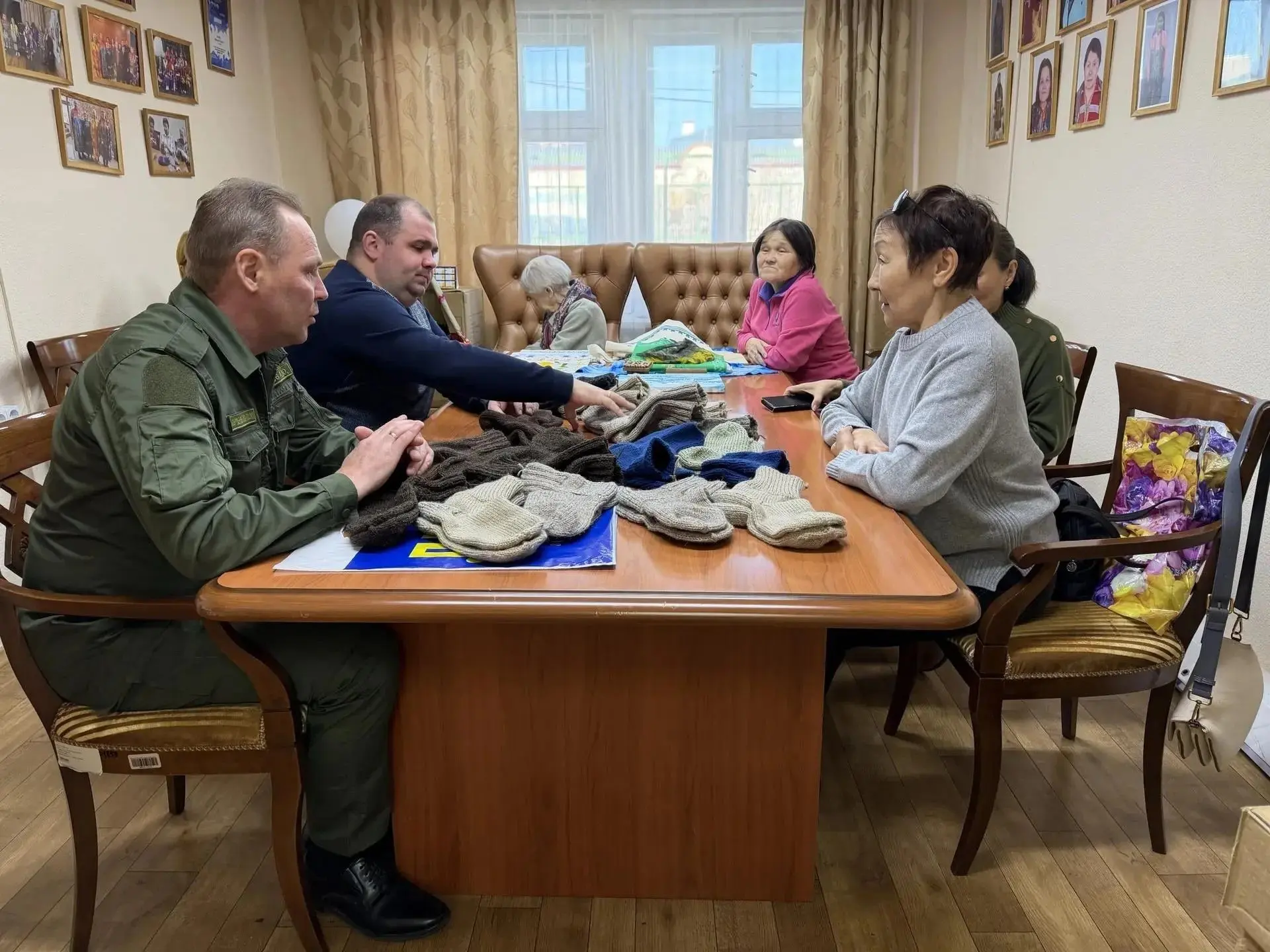 14 октября в рамках совместного проекта прошла встреча — координатор ЯНРО ЛДПР, депутат...