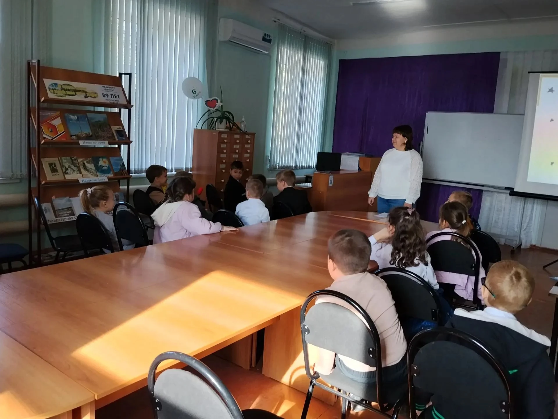 Первоклассники в гостях у библиотеки!