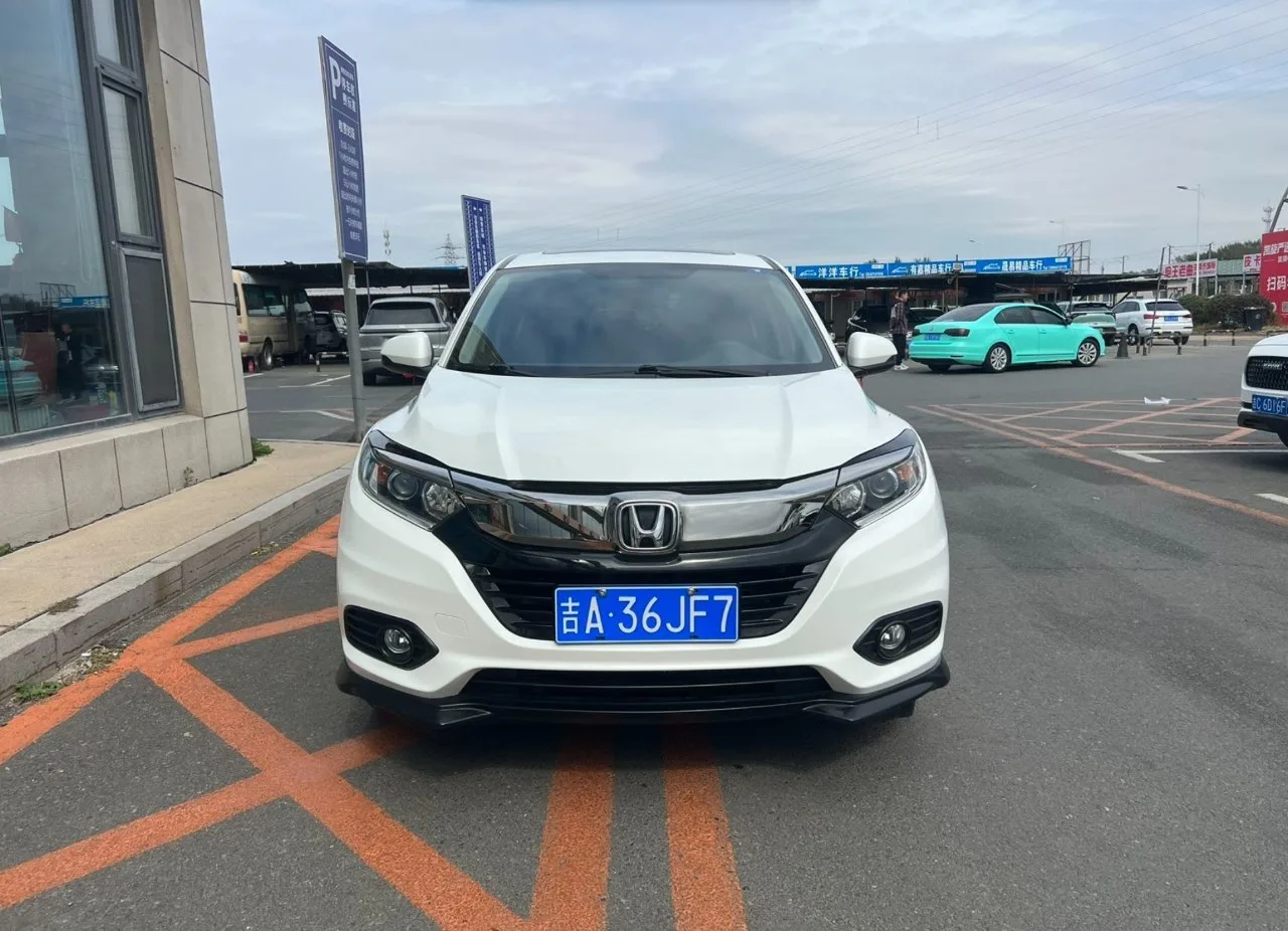 Сегодня купили такой вот 🇨🇳Honda Vezel🇨🇳 в Китае для нашего клиента😊