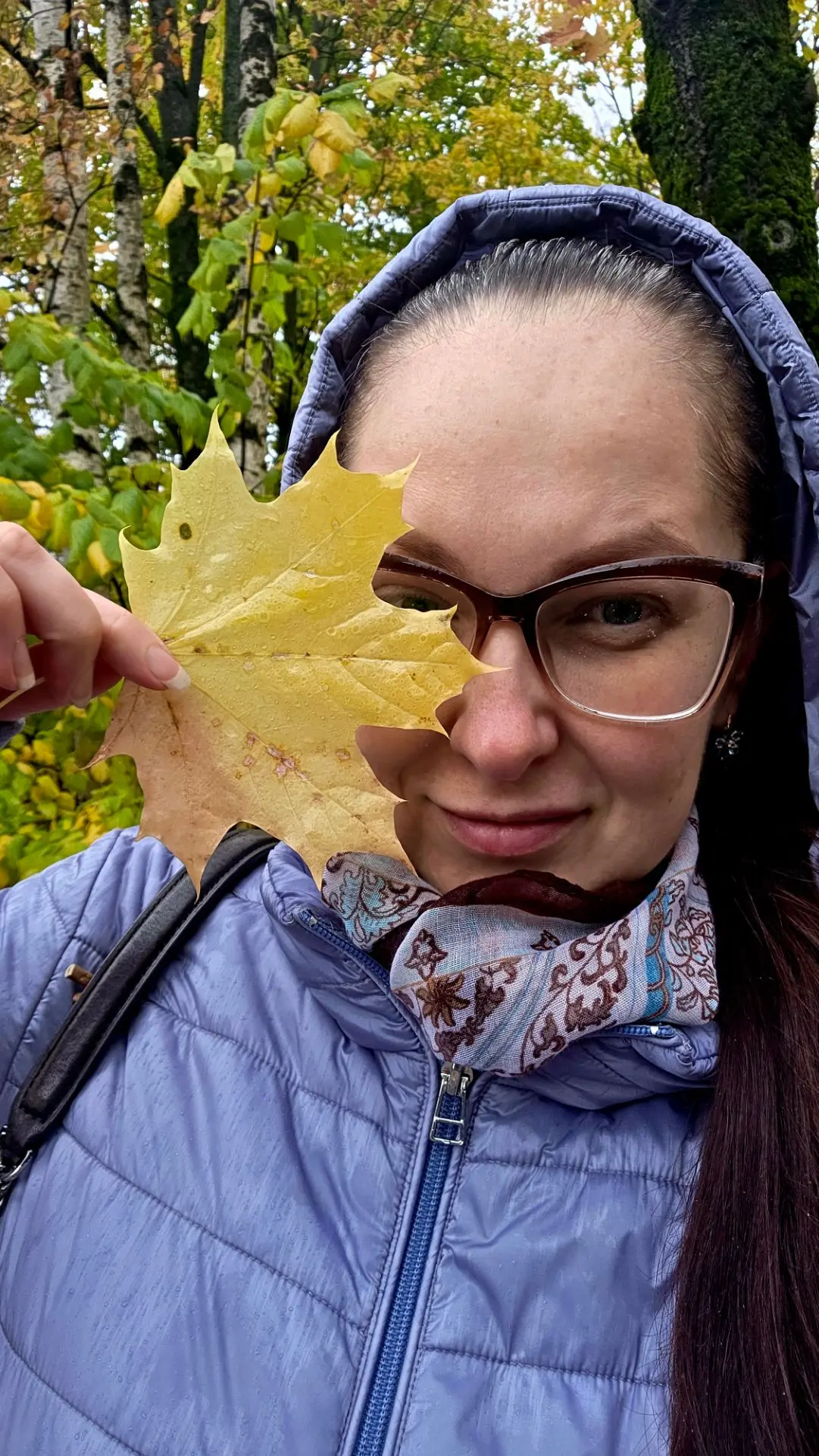 10 октября: День шуршания листьями. Да, есть и такой праздник 🍂