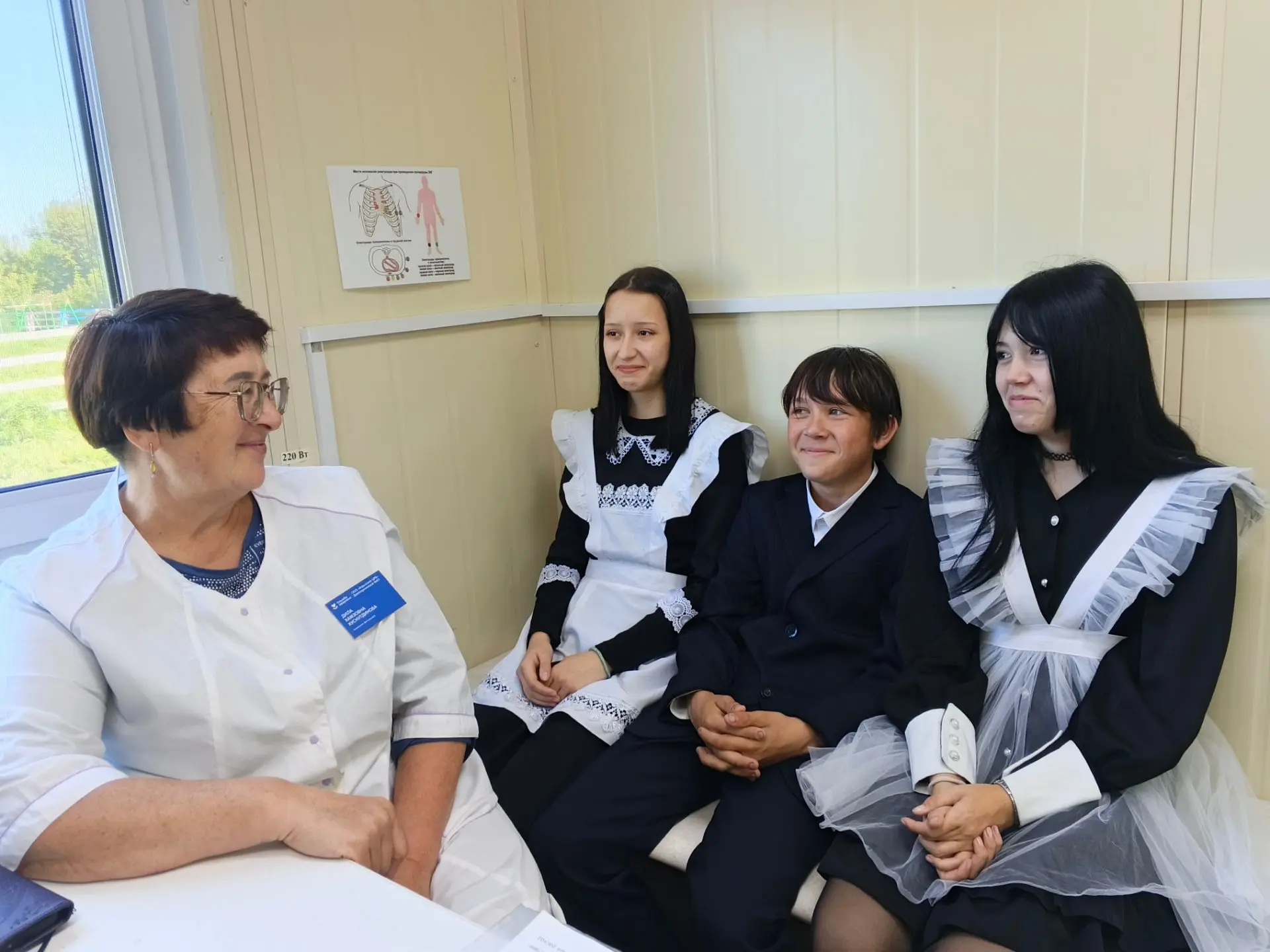 🏥 Профориентационная экскурсия для 9 класса: знакомство с работой фельдшера ФАП.