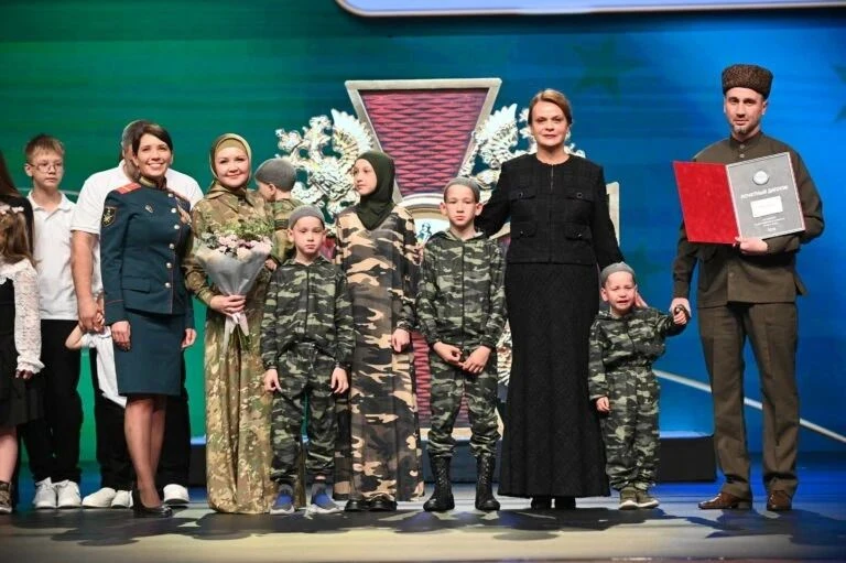 Семья из Хабаровского края (г.Хабаровска)победила во всероссийском конкурсе «Семья года»