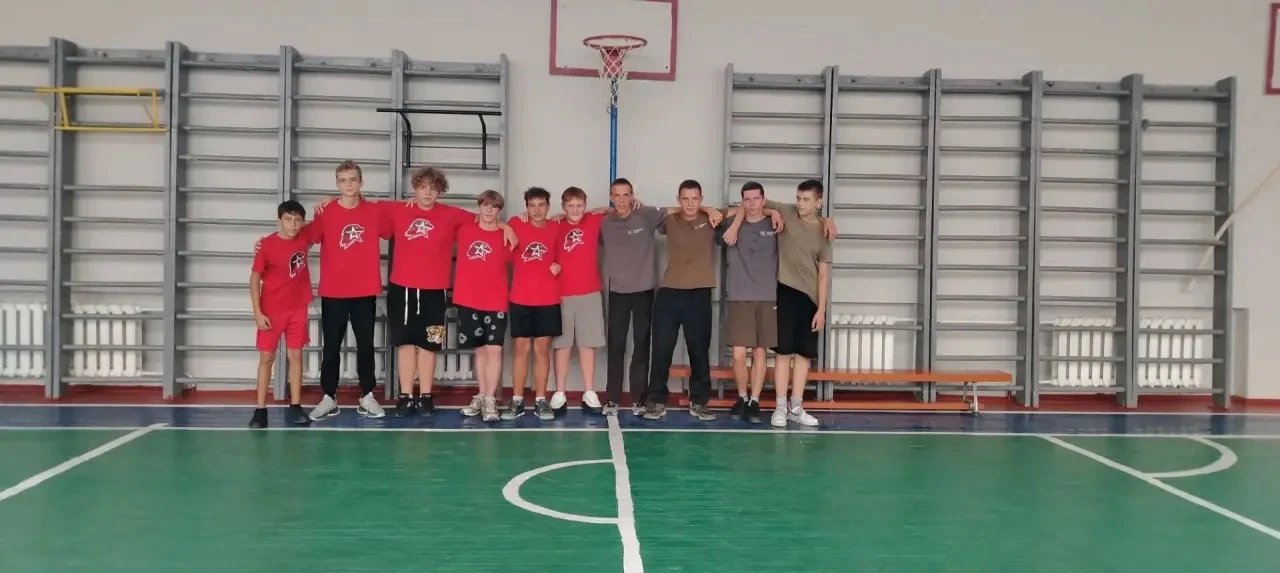 Ко Дню казацкой славы России в спортивном зале ГБУ ОО ЗО "СОШ N 2" г. Бердянск состоялс...