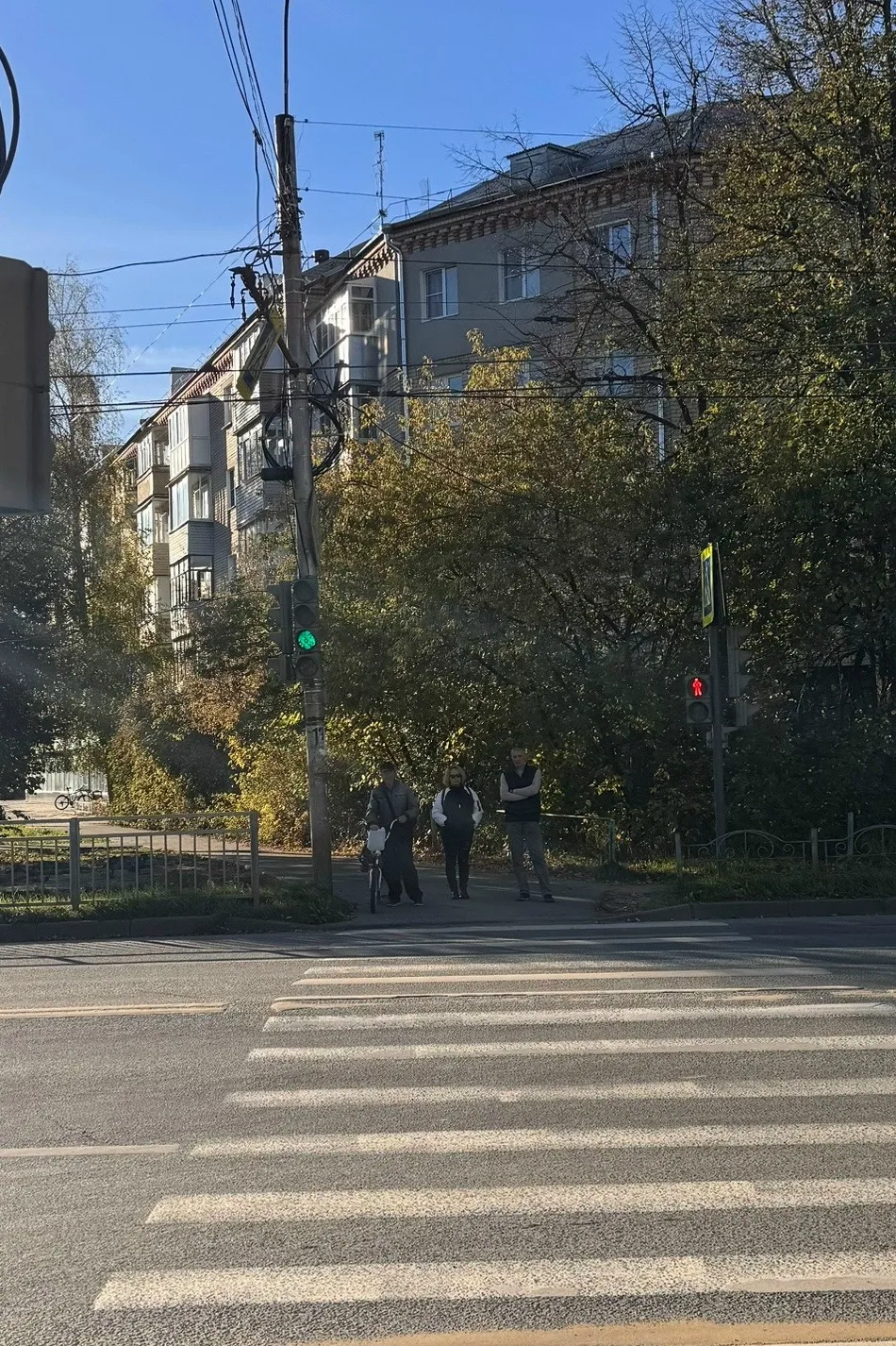 Ужасно придумали этот доп светофор на поворот, люди пешеходы идут на зеленый который дл...