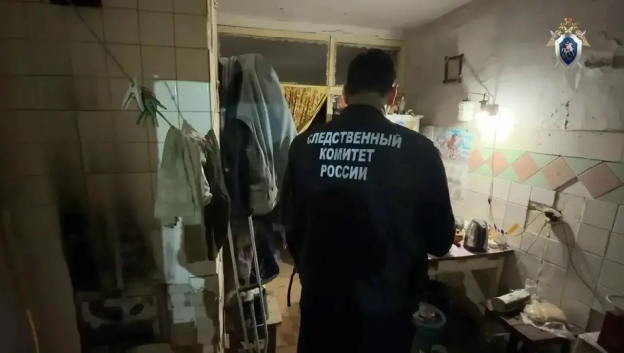 В Балашове выясняют причины гибели двух человек.