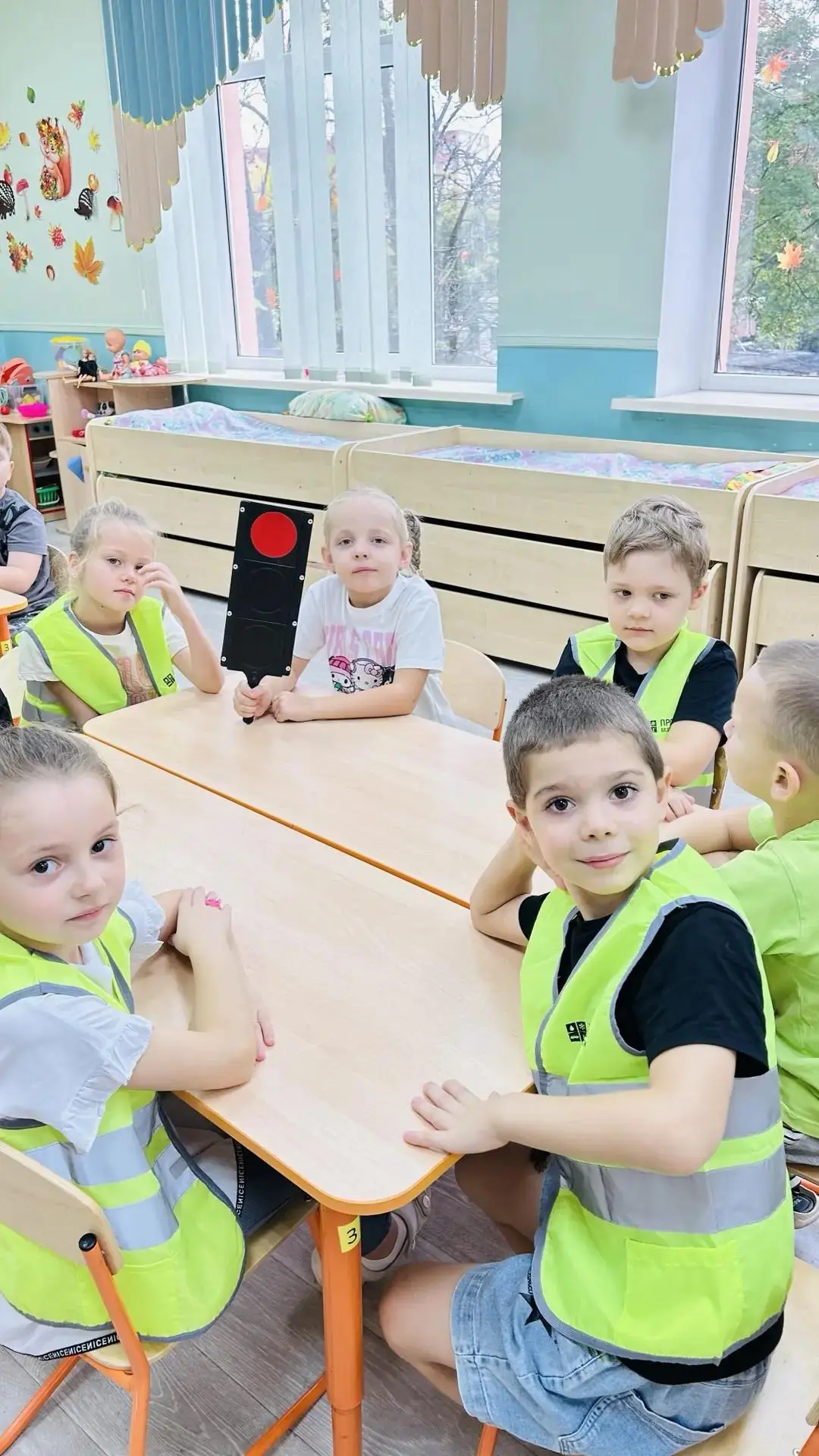 Тема ПДД, всегда актуальна в обучении детей!