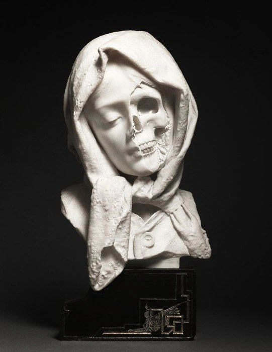 A Vanitas sculpture, Итaлия, конец XIX века.