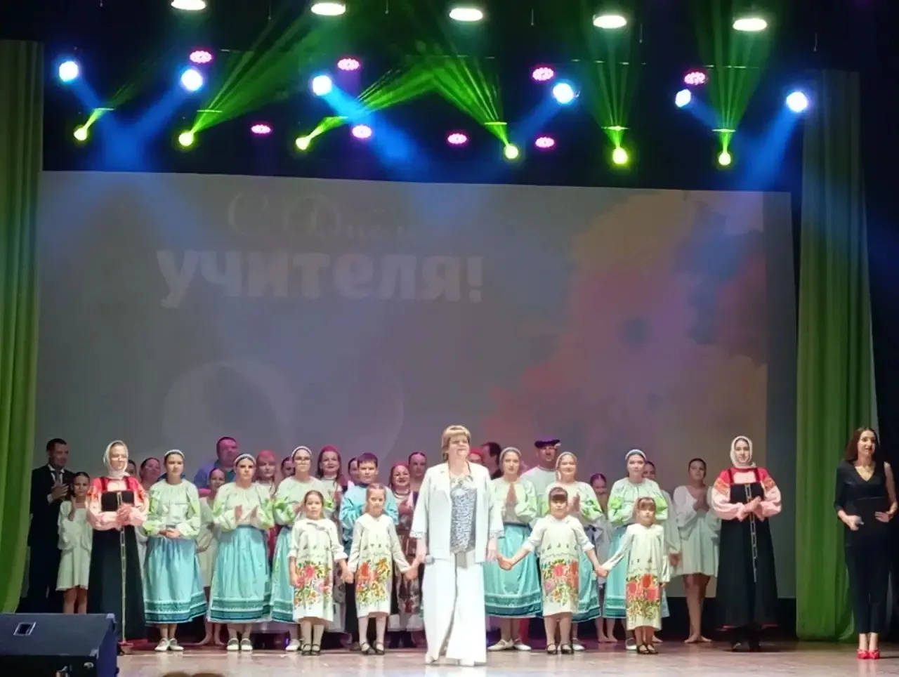 🍂✨Сегодня, 2 октября, в Старицком Доме культуры прошел праздничный концерт в преддвери...