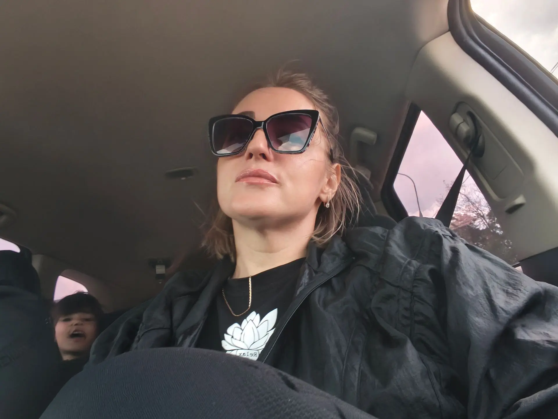 «А принимаете ли вы очно?»