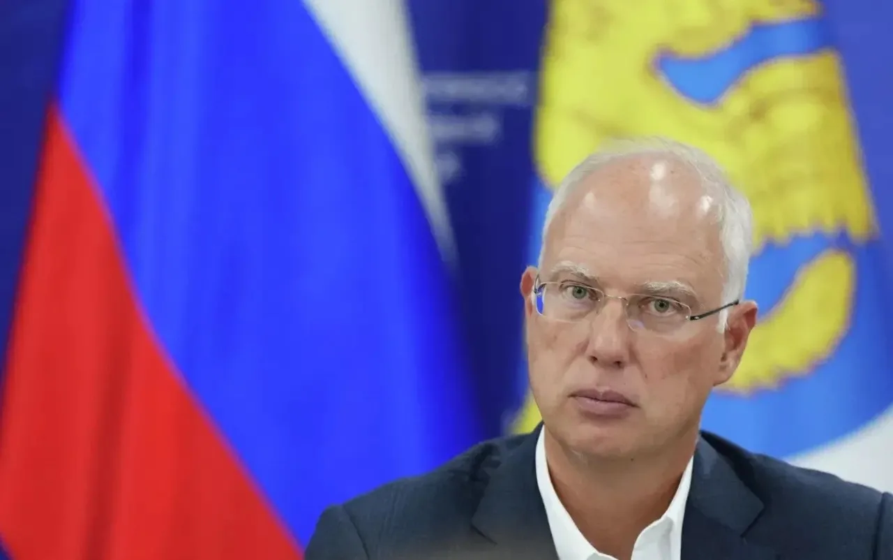 Брюсселю и Лондону нужно прекратить разжигать войну, заявил Дмитриев.