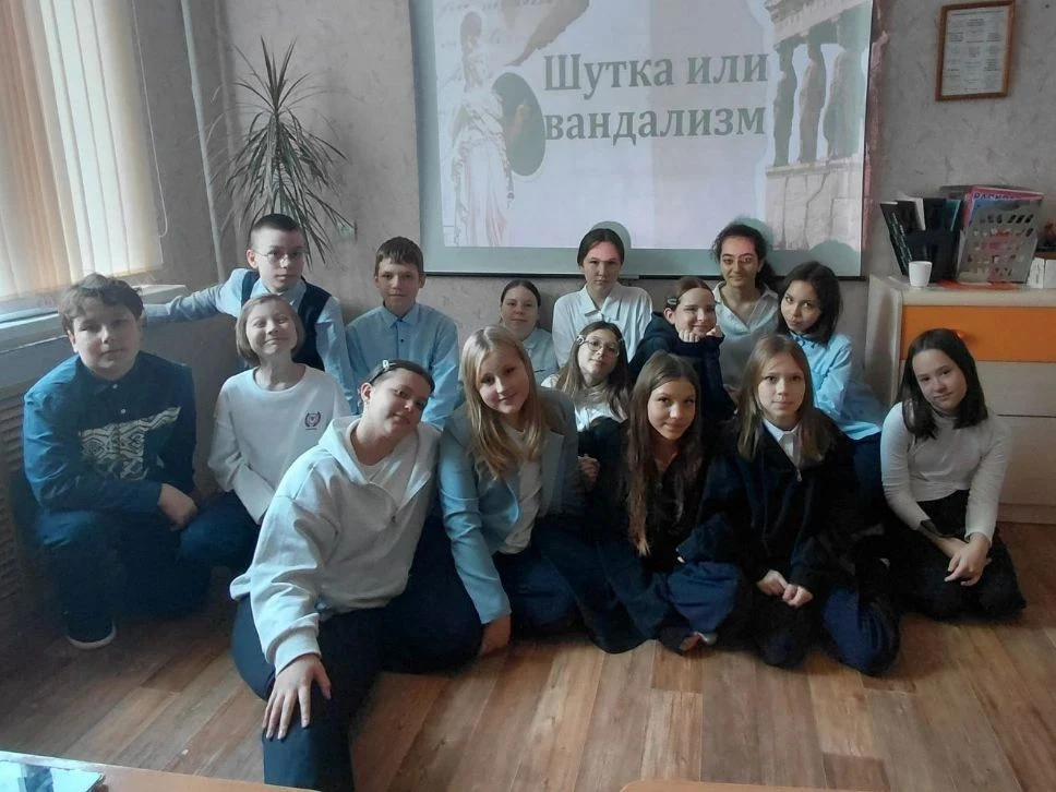 📢 В рамках проекта «Открывая Ижевск» ученики 6«В» посетили клуб по месту жительства «С...