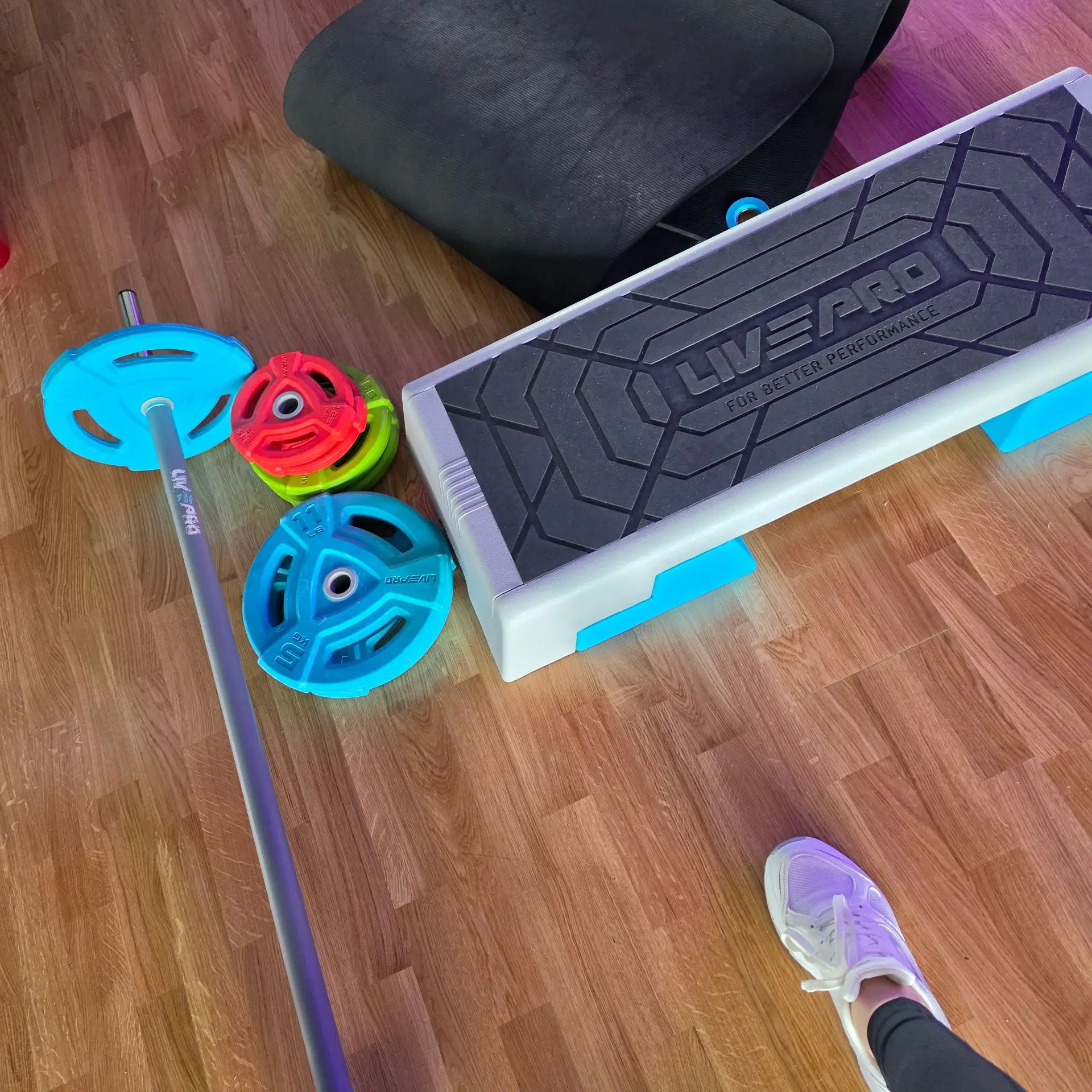 На спорте:)