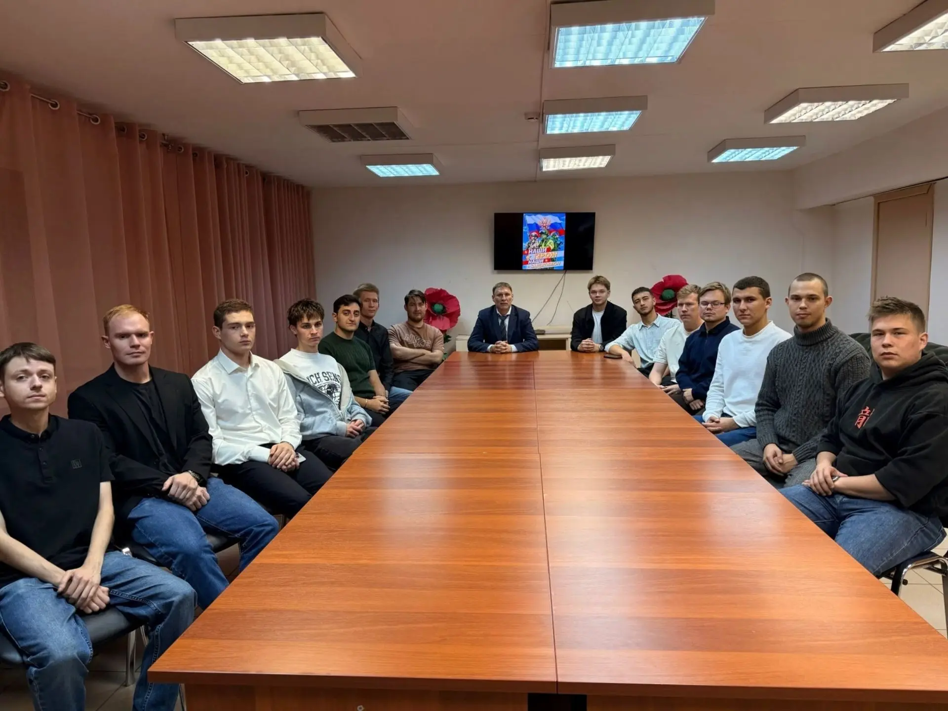 1 октября в нашем общежитии состоялась очень теплая и содержательная встреча с Деканом ...