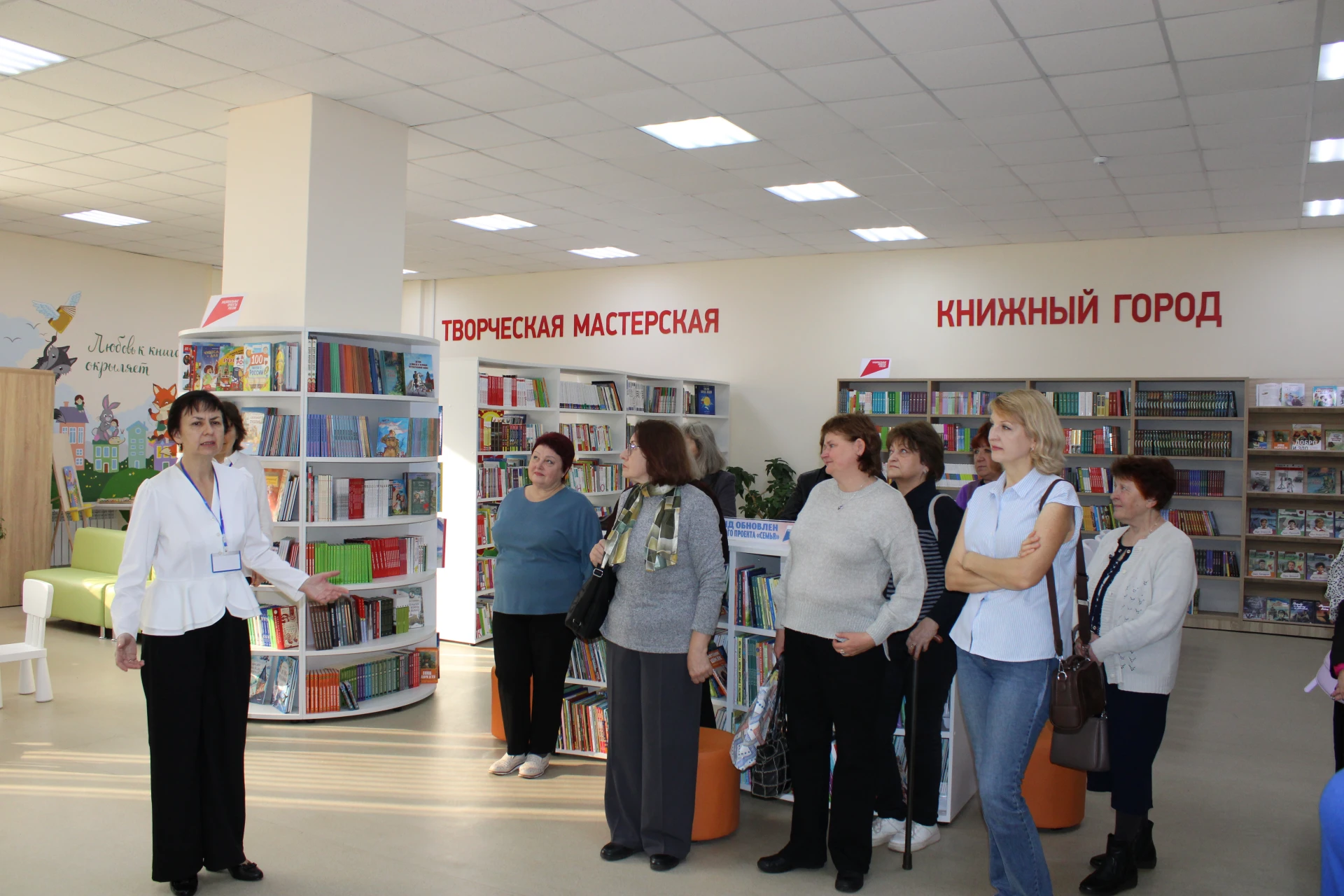 Филиал №12 им. Н.А. Некрасова посетили коллеги из Централизованной библиотечной системы...