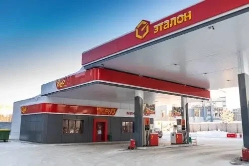⛽️ В ХМАО компания с долгами по зарплате выставила на продажу четыре АЗС