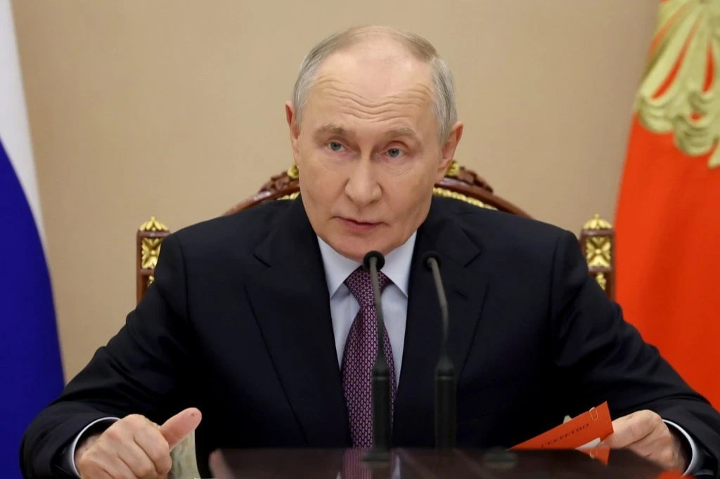 Путин заявил о продолжении ответов на удары по российским НПЗ