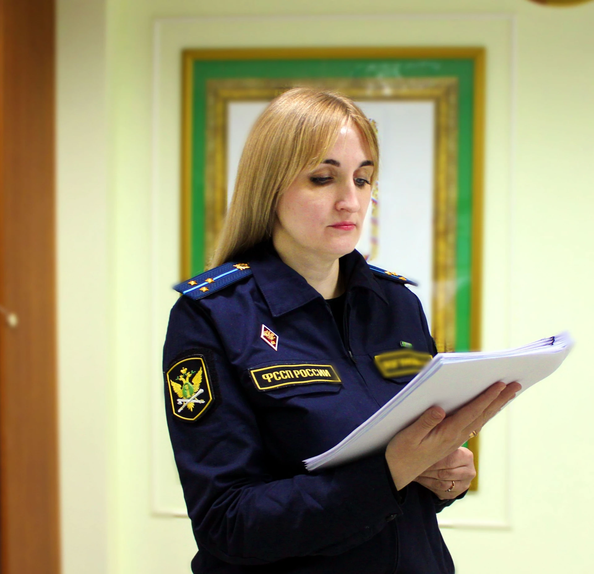 ✅Судебные приставы помогли местной жительнице получить ключи от квартиры