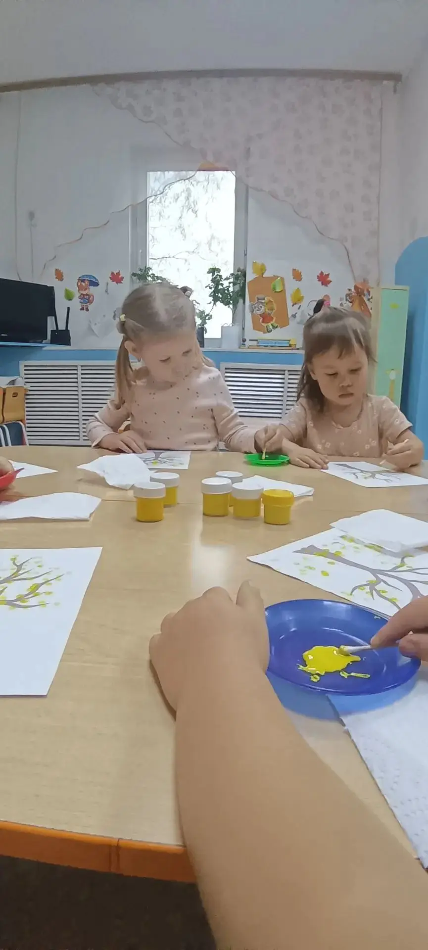 🖌️ Рисуем осень — развиваем важные навыки!