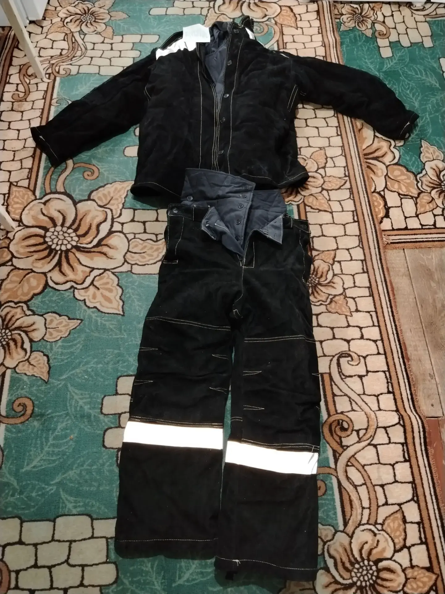 Продам сварочный костюм