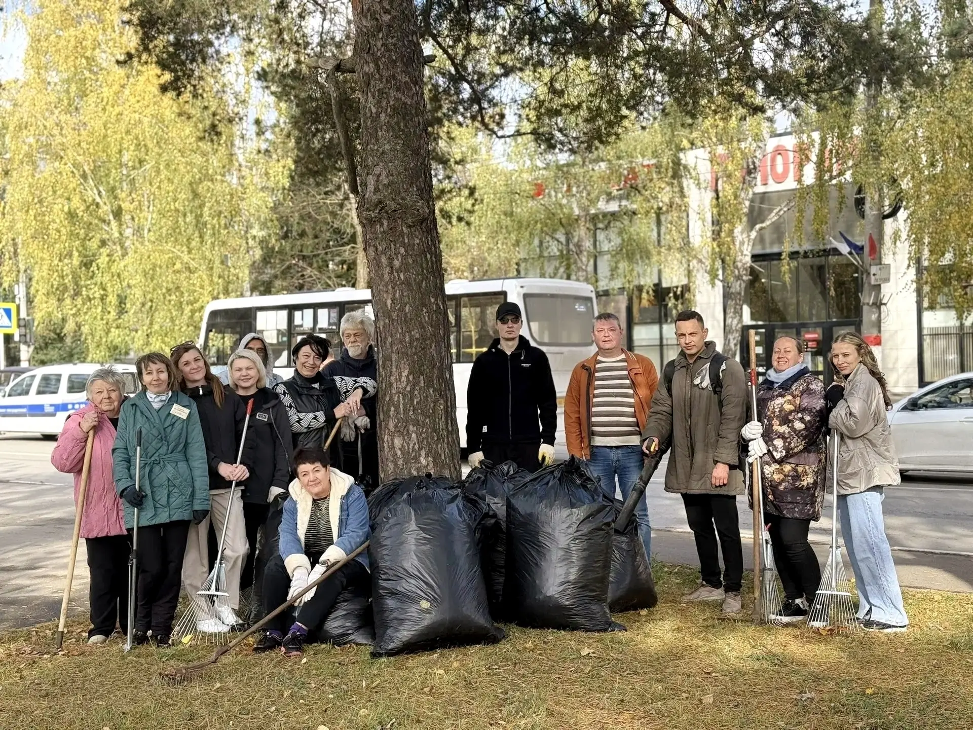 🍂 Осенний субботник: делаем наш город чище и уютнее!