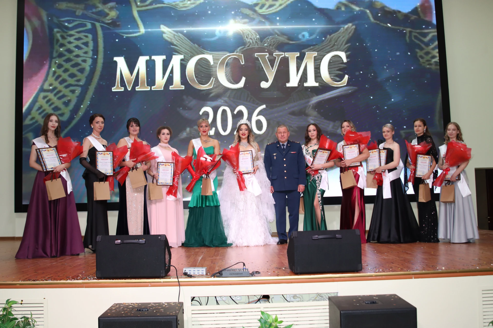 В Чувашии выбрали «Мисс УИС»: титул самой обаятельной сотрудницы завоевала Лариса Федорова