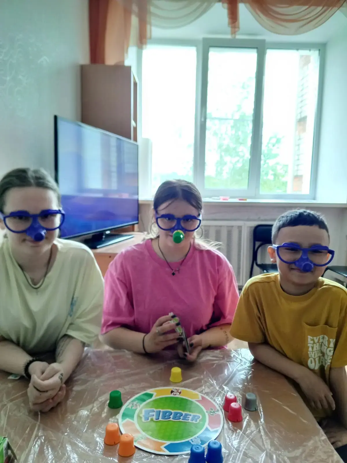 🌟 День настольных игр и пушистых друзей в лагере «Планета Юн»!