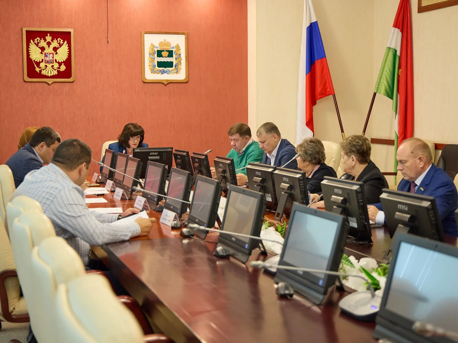 Совет Законодательного Собрания под руководством заместителя председателя парламента Ел...