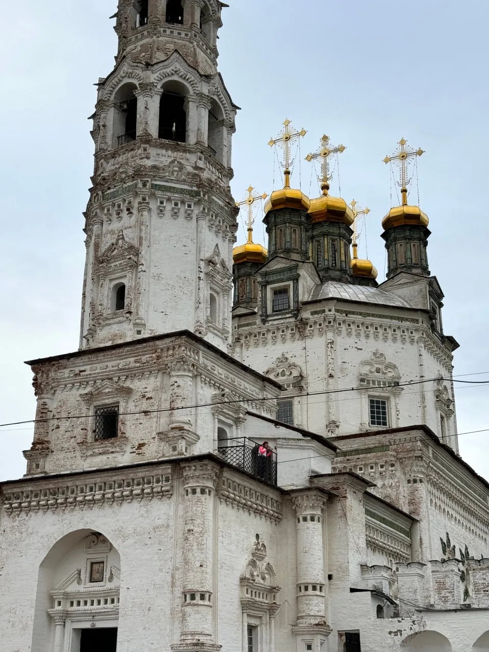 🚌 Купеческие руины, крафтовые напитки и сосновый лес: Uralruin и краевед Никита Зеленю...