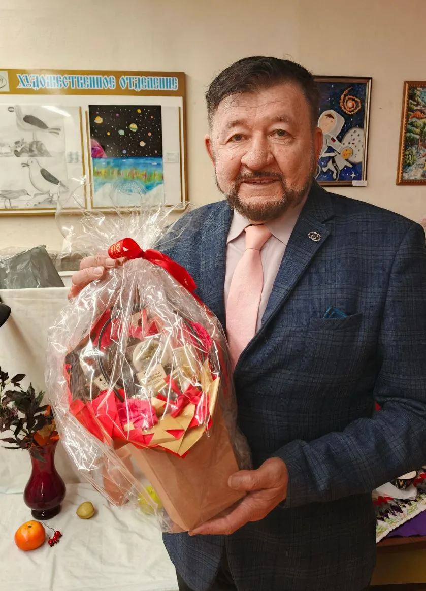 Продолжаем принимать поздравления с Днем учителя🤗 Всех благ, и талантливых учеников Ва...