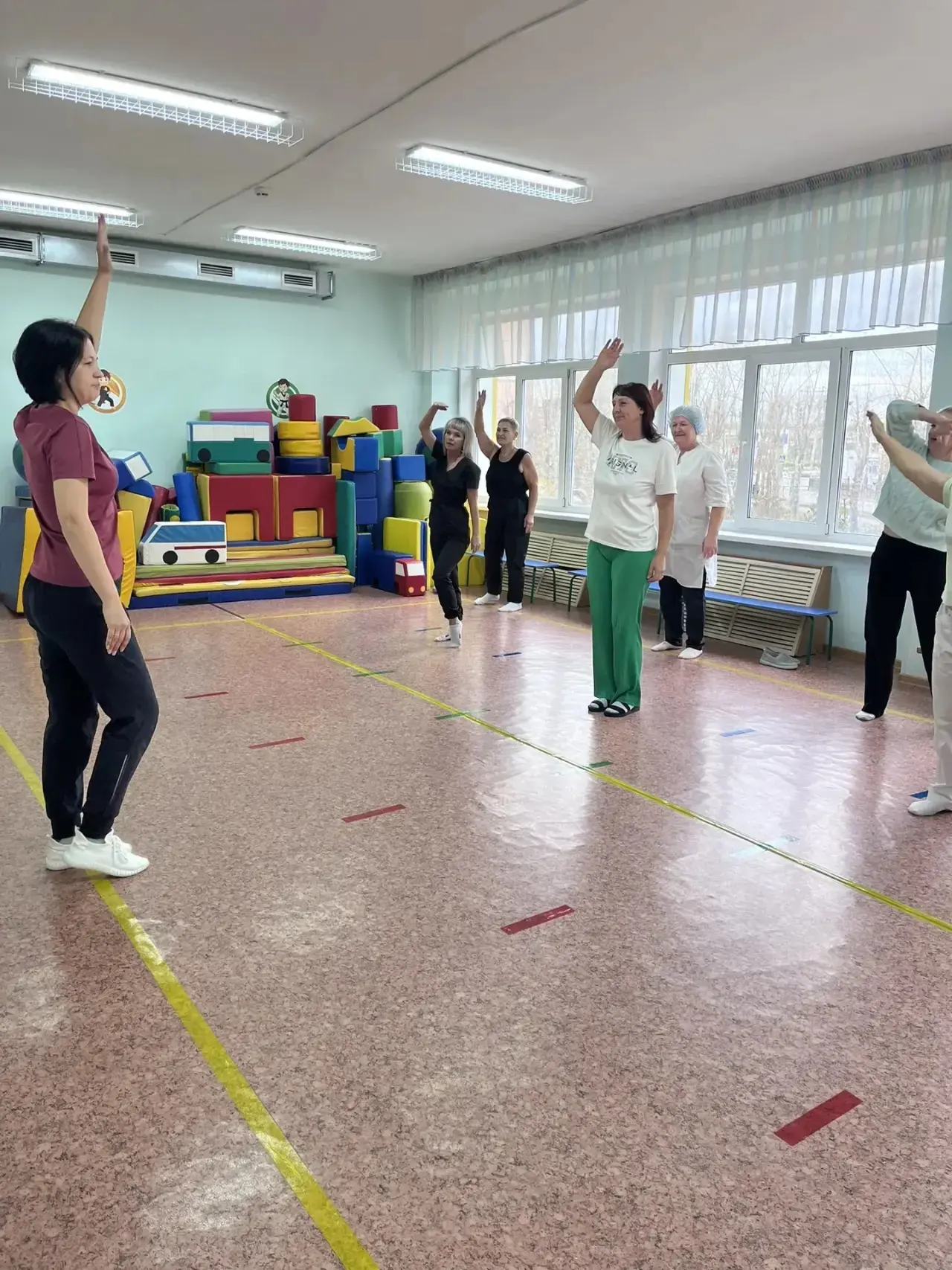 В рамках окружной недели физической культуры в детском саду была проведена производстве...
