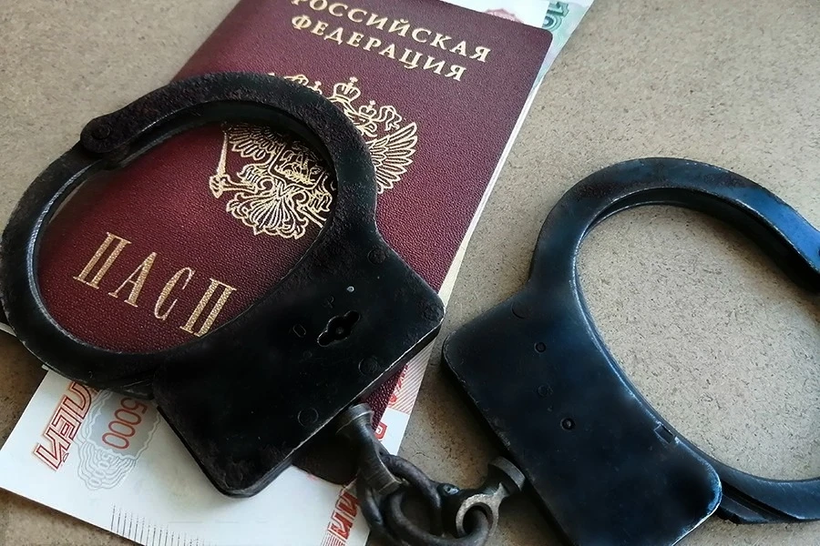 За кражу паспорта и денег житель Абакана может отправиться в колонию на 5 лет
